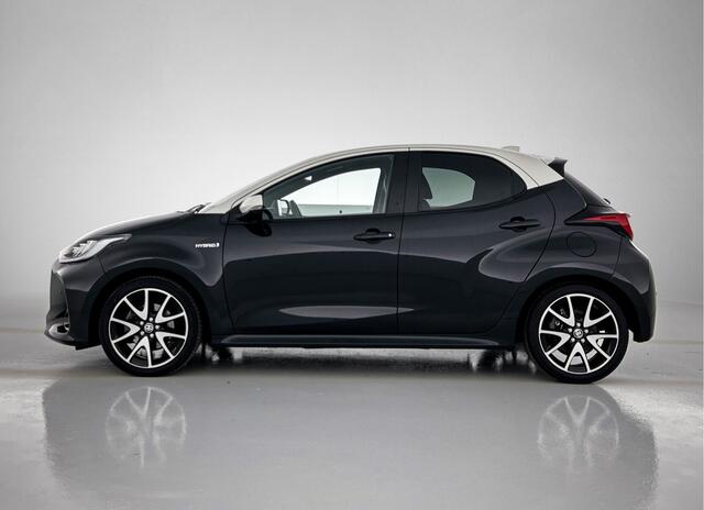 Toyota YARIS 1.5 Hybrid Executive | Parkeersensor voor en achter | Half Leder | Voorstoelen verwarmd |