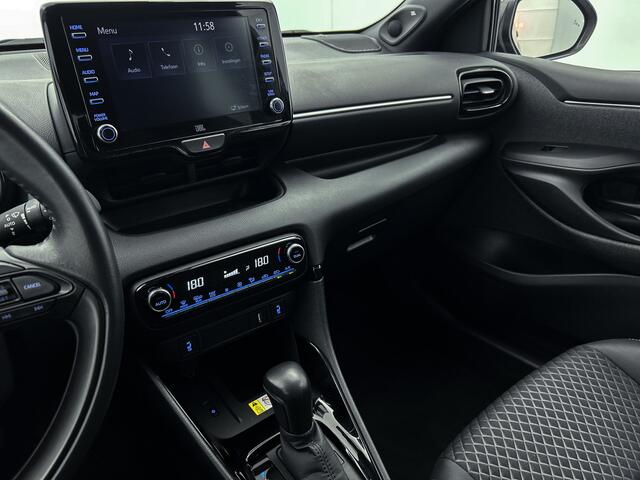 Toyota YARIS 1.5 Hybrid Executive | Parkeersensor voor en achter | Half Leder | Voorstoelen verwarmd |