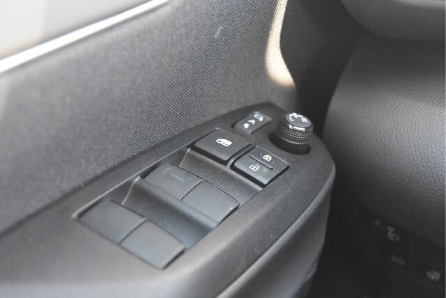 Toyota YARIS Cross 1.5 Hybrid 130 Executive | El klep | PDC | Dode hoek |
