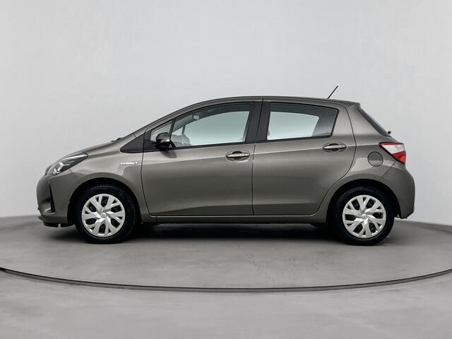 Toyota YARIS 1.5 Hybrid Energy Navi | Parkeercamera | Cruise Control | Climate Control |