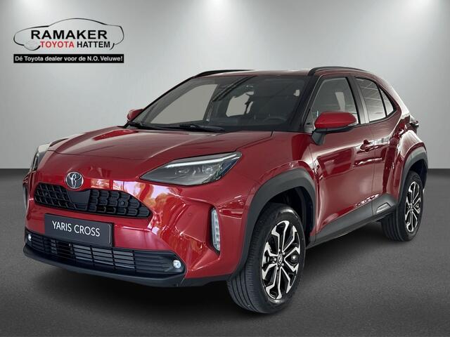 Toyota YARIS 1.5 Hybrid 115 Dynamic + Comfort Pack