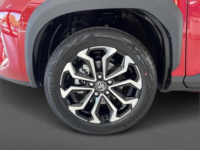 Toyota YARIS 1.5 Hybrid 115 Dynamic + Comfort Pack