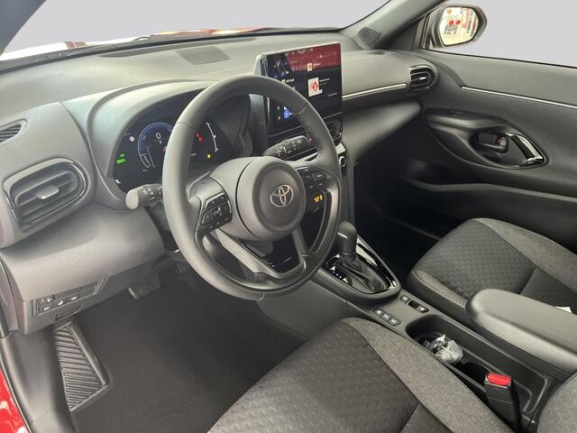 Toyota YARIS 1.5 Hybrid 115 Dynamic + Comfort Pack