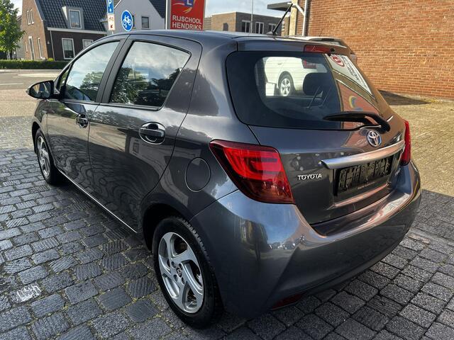 Toyota YARIS 1.5 Hybrid Active