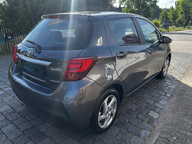 Toyota YARIS 1.5 Hybrid Active