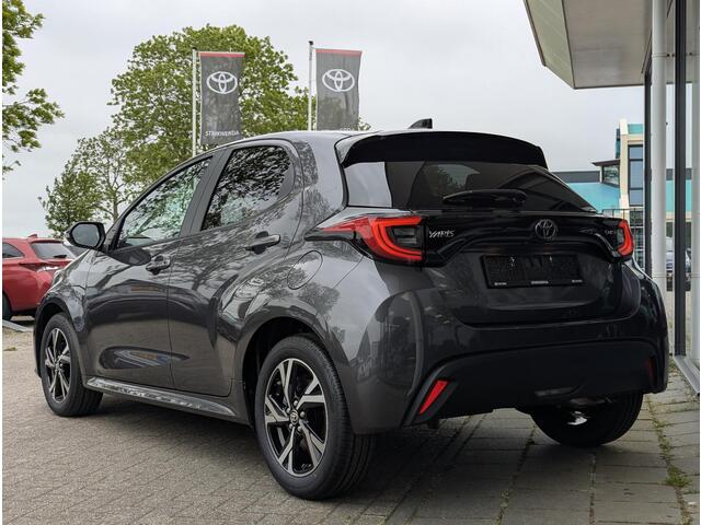 Toyota YARIS 1.5 Hybrid 115 Dynamic | NIEUW | Led | Camera | Adap. cruise | Draadloze telefoonlader | DAB