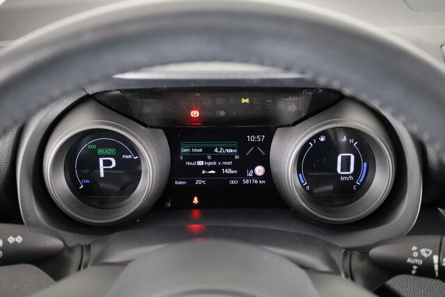 Toyota YARIS 1.5 Hybrid Dynamic Limited | 16" Lichtmetalen velgen | Parkeercamera | Climate Control | Apple Carplay /- Android Auto |