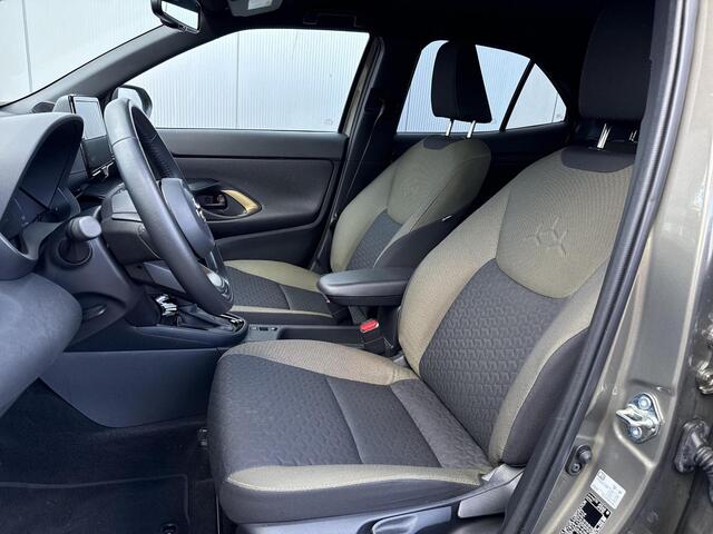 Toyota YARIS Cross 1.5 Hybrid Explore **NAVIGATIE/ TREKHAAK/ STOELVERWARMING/ PARKEERSENSOREN/ 36 MAANDEN GARANTIE**