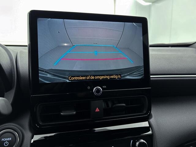 Toyota YARIS Cross Hybrid 115 First Edition *Comfort Pack*