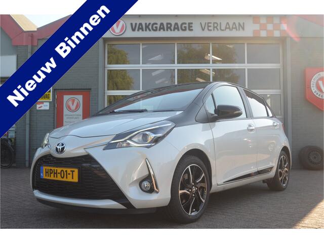 Toyota YARIS 1.5 VVT-i Dynamic pano, two-tone, boekjes,als nieuw! 16 inch velgen, camera, cruisecontrol, enz.. zie foto's 12 MND. GARANTIE