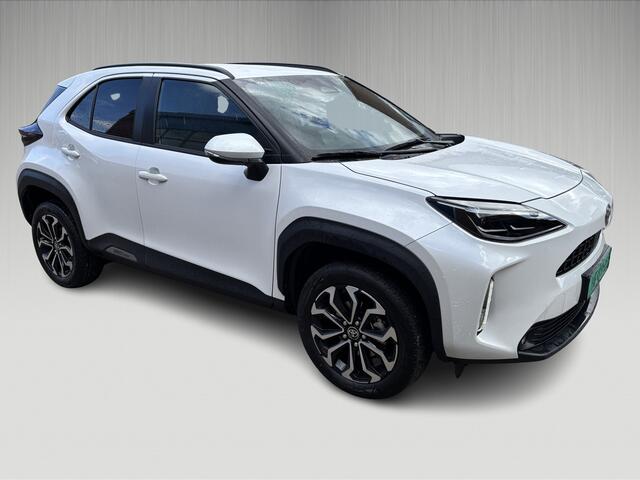 Toyota YARIS Cross Hybrid - BOMVOL - 2025 model met het GROOTSTE SCHERM !