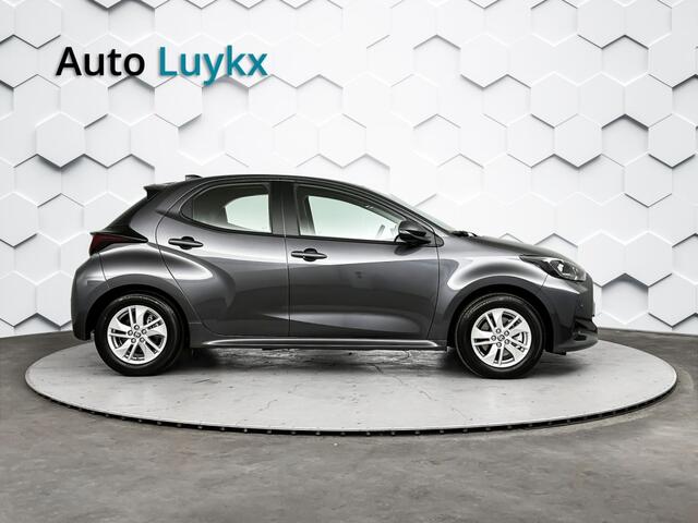 Toyota YARIS 1.5 Hybrid 115 Business | Parkeersensoren voor + achter | Stuurverwarming | Stoelverwarming