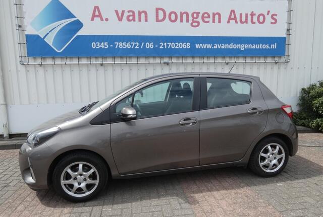 Toyota YARIS 1.0 VVT-I ASPIRATION,AIrco,Bluetooth.Trhaak