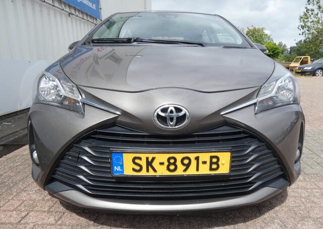 Toyota YARIS 1.0 VVT-I ASPIRATION,AIrco,Bluetooth.Trhaak