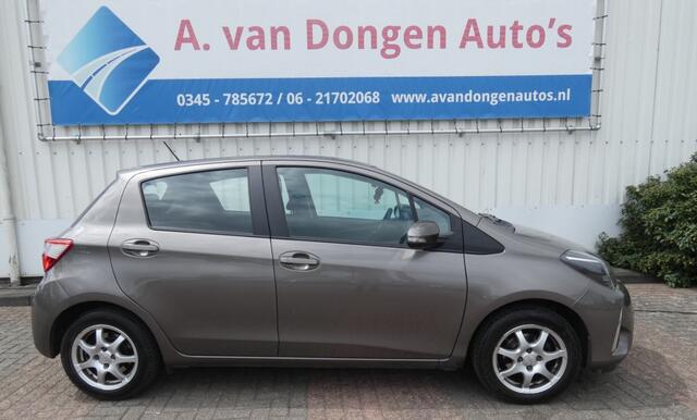 Toyota YARIS 1.0 VVT-I ASPIRATION,AIrco,Bluetooth.Trhaak
