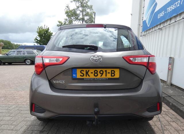 Toyota YARIS 1.0 VVT-I ASPIRATION,AIrco,Bluetooth.Trhaak