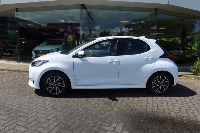Toyota YARIS 1.5 Hybrid Dynamic I CAMERA I CARPLAY
