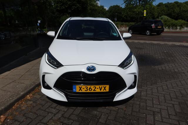Toyota YARIS 1.5 Hybrid Dynamic I CAMERA I CARPLAY