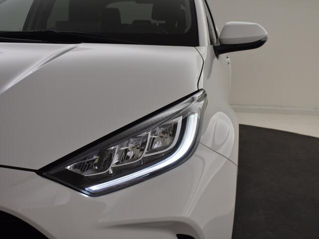Toyota YARIS 1.5 Hybrid 115 Style Edition | Stuur en Stoelverwarming | Parkee