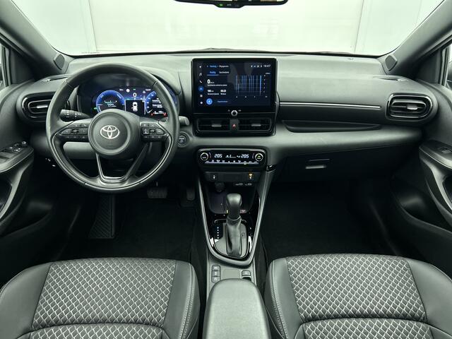 Toyota YARIS 1.5 Hybrid 130 Executive | Parkeersensor voor en achter |