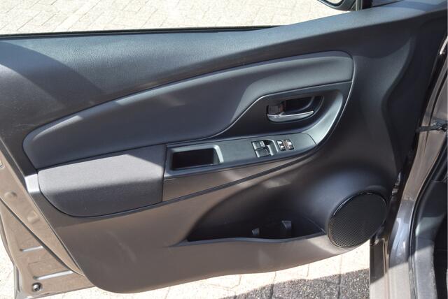 Toyota YARIS 1.5 Hybrid | Camera | Navi |