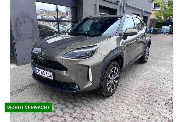 Toyota YARIS Cross 1.5 Hybrid 115 Business Plus |Navi|Carplay|PDC V+A|Dodehoek|Stoel en stuurverwarming|
