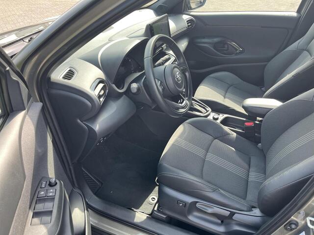 Toyota YARIS Cross 1.5 Hybrid Adventure | Navigatie | Apple CarPlay/Android auto | Achteruitrijcamera | Verwarmd stuurwiel en stoelen