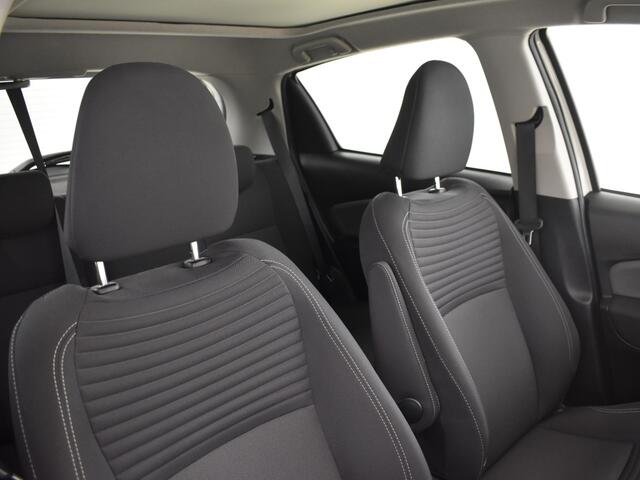 Toyota YARIS 1.5 Hybrid Dynamic Navi | Trekhaak | Panoramadak
