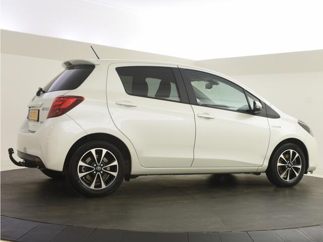 Toyota YARIS 1.5 Hybrid Dynamic Navi | Trekhaak | Panoramadak