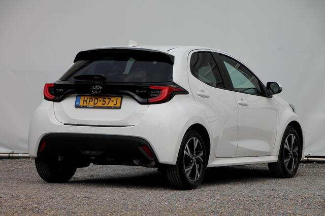 Toyota YARIS 1.5 Hybrid 115 Team Player - 93 pk **Camera / Carplay