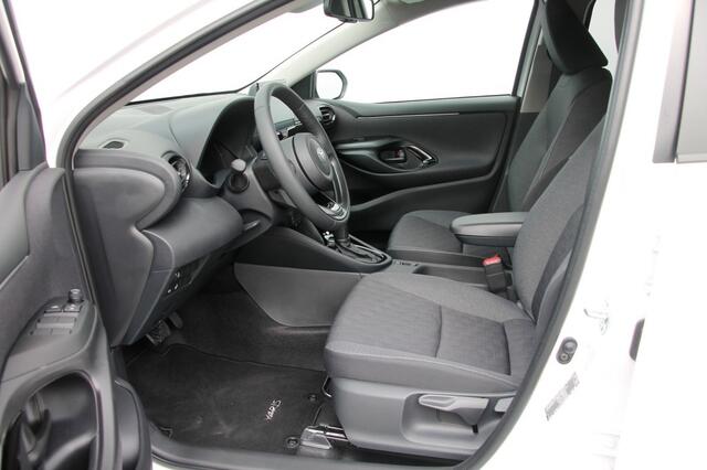 Toyota YARIS 1.5 Hybrid 115 Team Player - 93 pk **Camera / Carplay