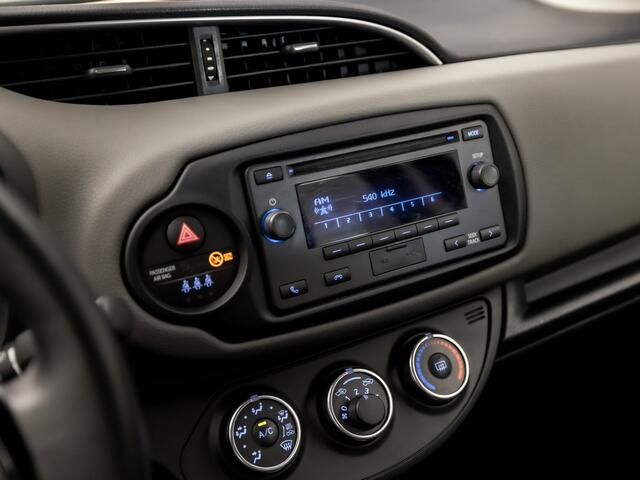 Toyota YARIS 1.0 VVT-i Sport (AIRCO, BLUETOOTH, ELEK RAMEN, SPORTSTOELEN, MULTIFUNCTIONEEL STUURWIEL, NIEUWE APK, NIEUWSTAAT)
