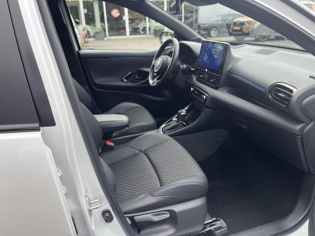 Toyota YARIS 1.5 Hybrid 130 Executive | Navigatie | Apple CarPlay/Android auto | Achteruitrijcamera | Head-Up display