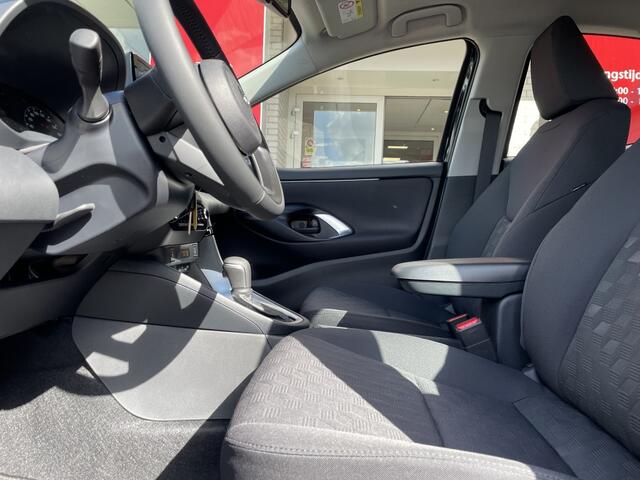 Toyota YARIS 1.5 Hybrid 115 Active Plus | Stuur + Stoelverwarming | Sensoren