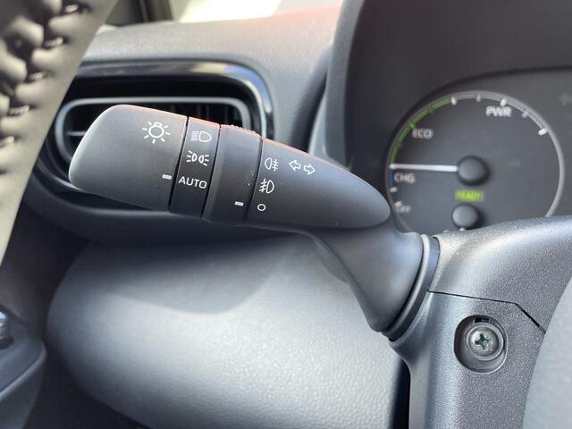 Toyota YARIS 1.5 Hybrid 115 Active Plus | Stuur + Stoelverwarming | Sensoren