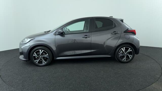 Toyota YARIS 1.5 Hybrid 115 First Edition