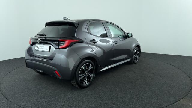 Toyota YARIS 1.5 Hybrid 115 First Edition