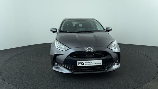 Toyota YARIS 1.5 Hybrid 115 First Edition