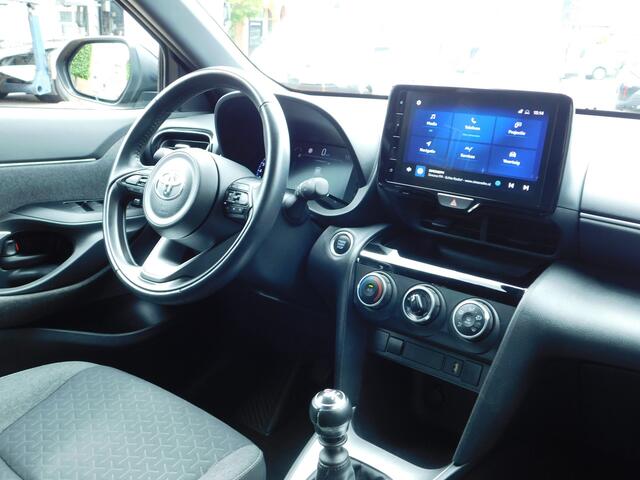 Toyota YARIS Cross 1.5 VVT-I First Edition | Apple Android
