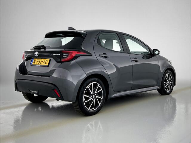 Toyota YARIS 1.5 Hybrid Dynamic | Navigatie | Carplay | Climate Control | Camera |
