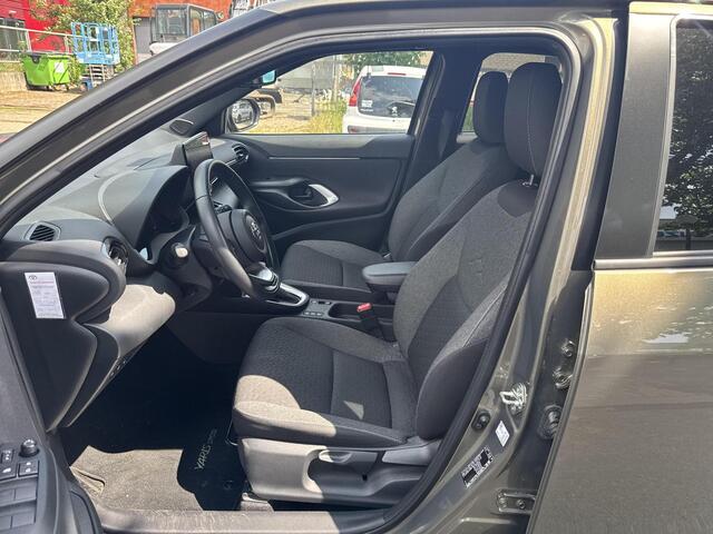Toyota YARIS Cross 1.5 Hybrid Dynamic Comfort Pack | 06-10141018 Voor meer informatie