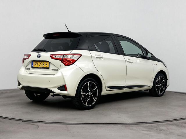 Toyota YARIS 1.5 Hybrid Bi-Tone | Navigatie | Cruise Control | Climate Control |