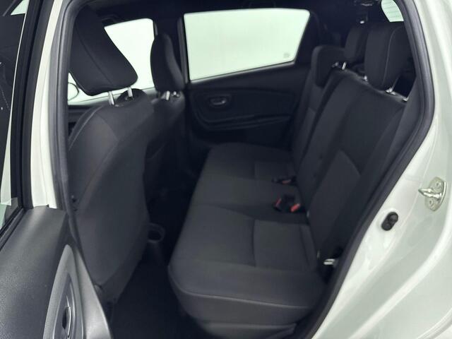 Toyota YARIS 1.5 Hybrid Bi-Tone | Navigatie | Cruise Control | Climate Control |