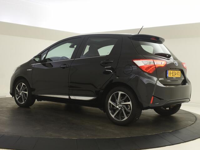 Toyota YARIS 1.5 Hybrid Premium | Panoramadak | Navigaitie | Parkeersensoren