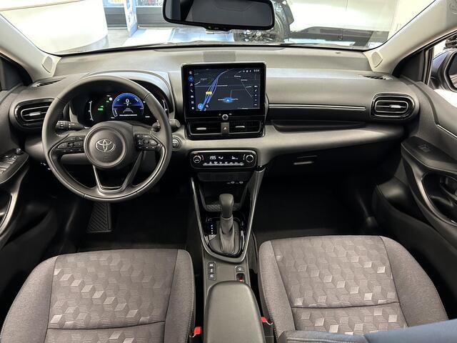 Toyota YARIS 1.5 Hybrid 115 First Edition **NIEUWE AUTO/ DIRECT LEVERBAAR**