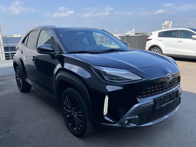Toyota YARIS Cross 1.5 Hybrid Adventure edition Navigatie, HUD, Dodehoekdetectie, Stoelverwarming, Half/leder, Smart Key, LED, LMV