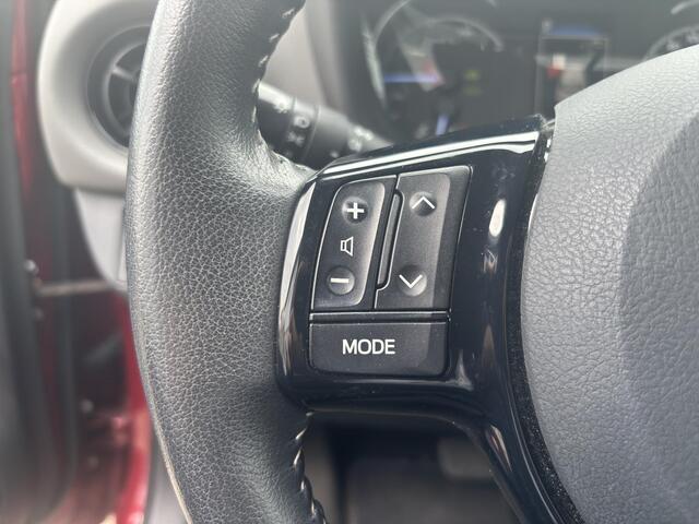 Toyota YARIS 1.5 Hybrid Energy SLECHTS 125.838KM, NAVIGATIE, ZEER NETTE AUTO!