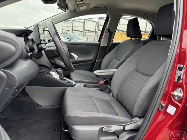 Toyota YARIS 1.5 Hybrid Dynamic | Navigatie Full-Map | Trekhaak Afneembaar | Camera | Adapt. Cruise Control | LED Koplampen | Apple Carplay/Android Auto | Rijklaarprijs!