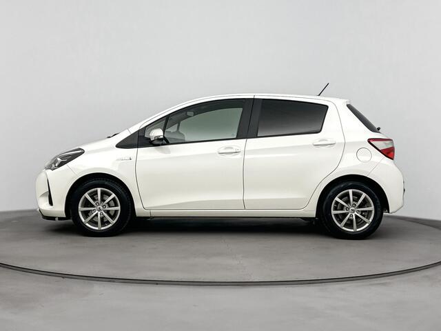 Toyota YARIS 1.5 Hybrid Aspiration Limited | Lichtmetalen Velgen | Climate Control | Cruise Control |
