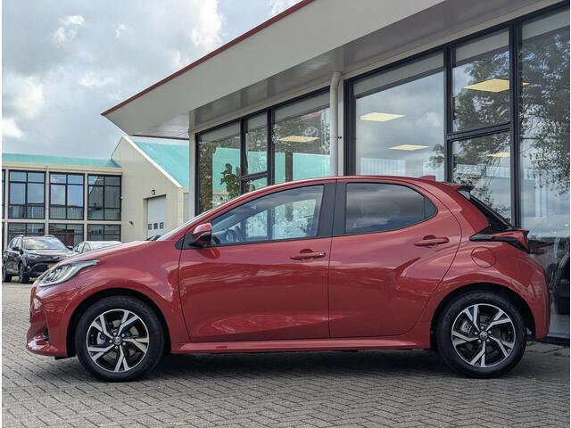 Toyota YARIS 1.5 Hybrid 115 First Edition | PDC A | ACC | Camera | Apple Carplay/Android Auto | Led
